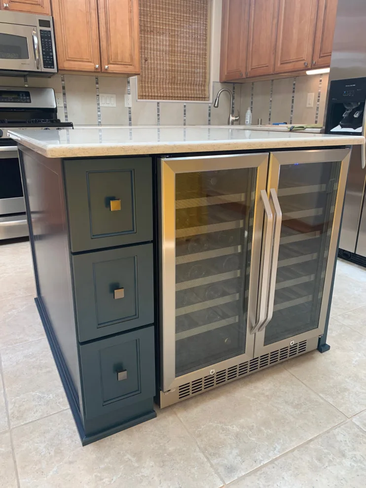 Quartz Countertops Island by Enchantment Design & Remodeling, LLC - Photo 2