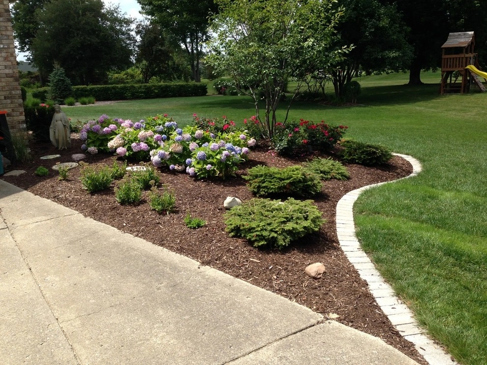 Plantings by Barkman Landscaping INC - Photo 2