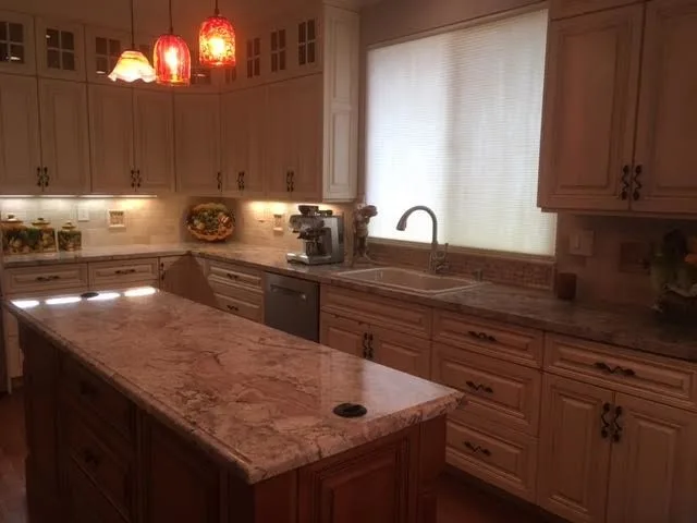 Accents In Tile And Stone - Photo 12