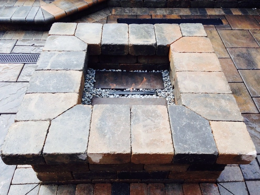 Outdoor Living Spaces by Barkman Landscaping INC - Photo 6