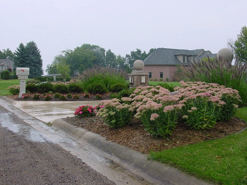 Outdoor Living Spaces by Barkman Landscaping INC - Photo 16
