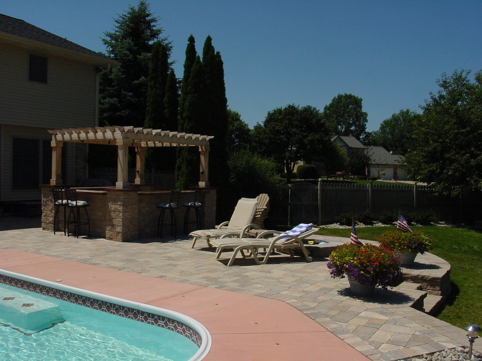 Outdoor Living Spaces by Barkman Landscaping INC - Photo 8