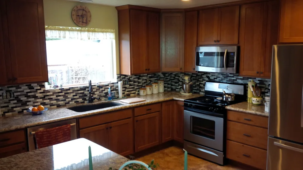 Thomas Home Center - Photo 9
