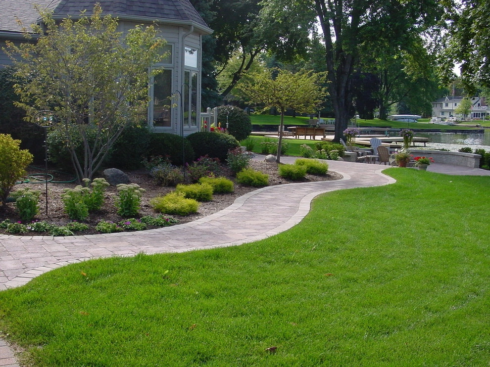 Outdoor Living Spaces by Barkman Landscaping INC - Photo 3