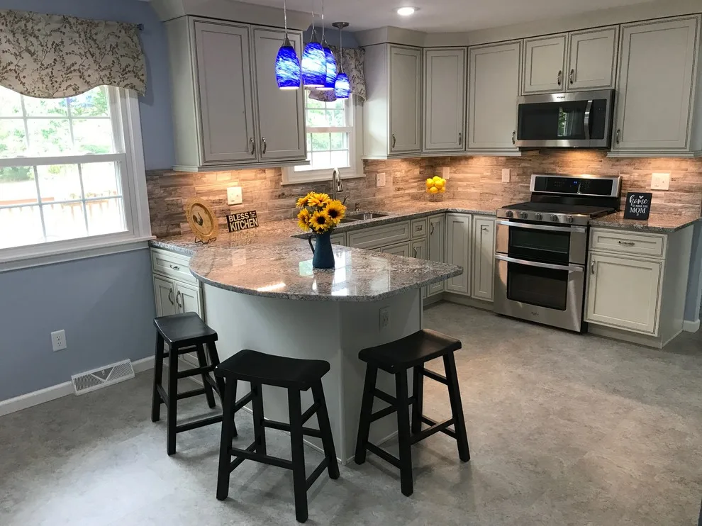 Kitchen Renovation Inspirations by Performance Plumbing Inc. - Photo 12