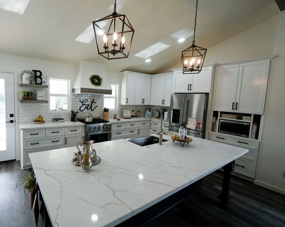Ontario Kitchen Renovation by Anderson Reconstruction, Inc - Photo 4