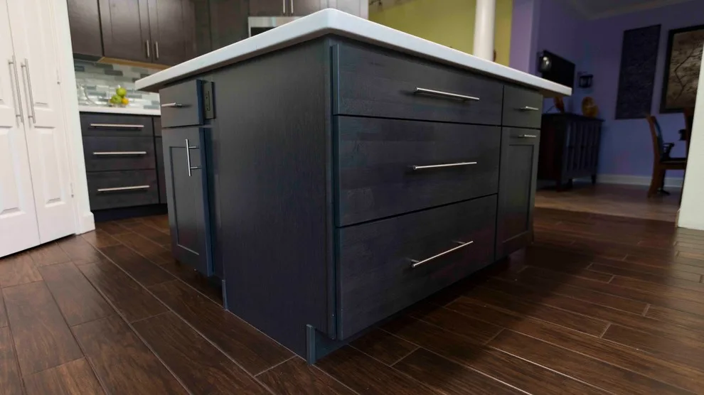 Contemporary Kitchen Renovation in Houston, TX by UCS Kitchen Design - Photo 25