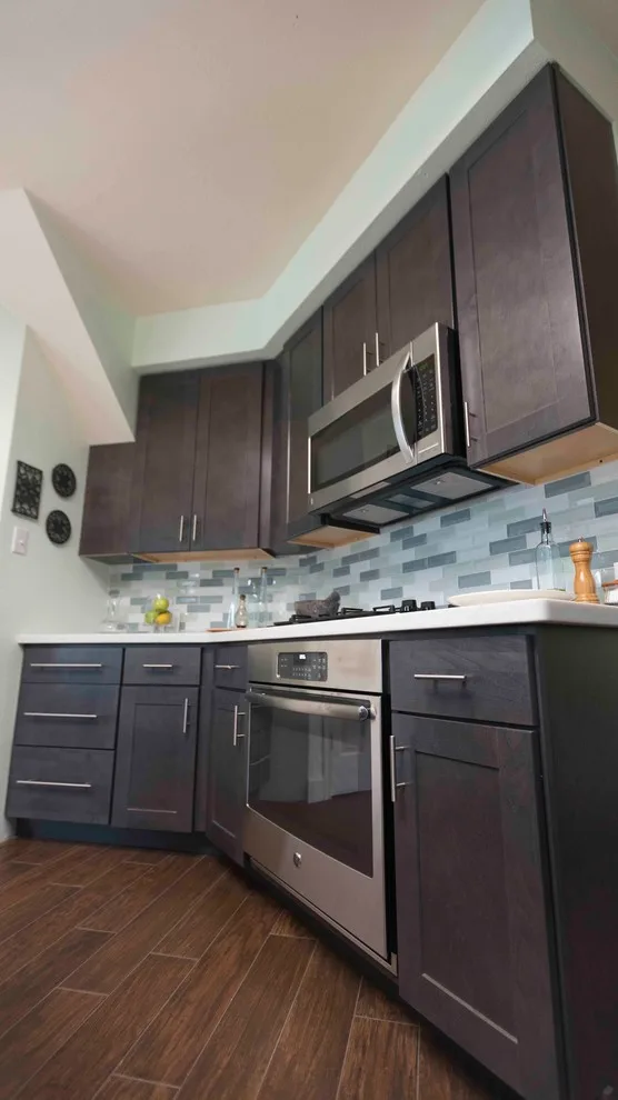 Contemporary Kitchen Renovation in Houston, TX by UCS Kitchen Design - Photo 9