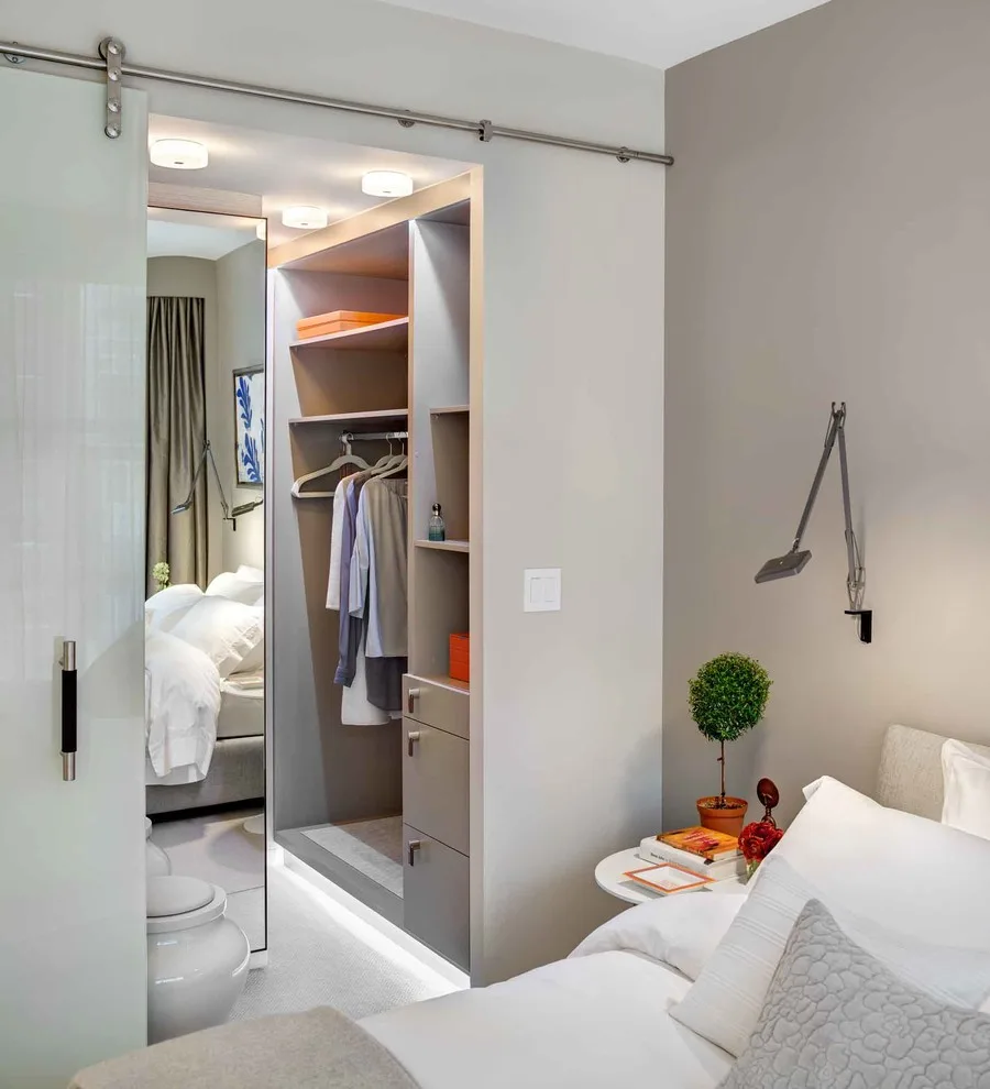 Bowery High-End Residence by Grandeur Hills Group,Inc. - Photo 6