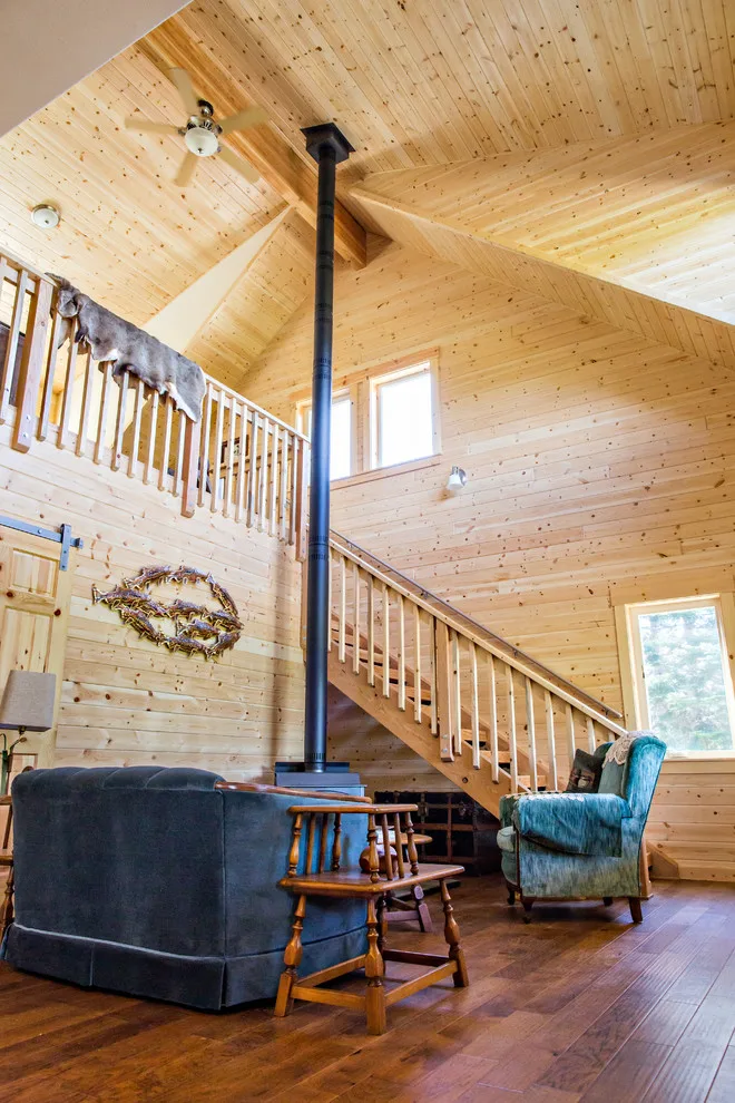 Steven's Pass Mountain Lodge by One-Way Construction NW - Photo 15