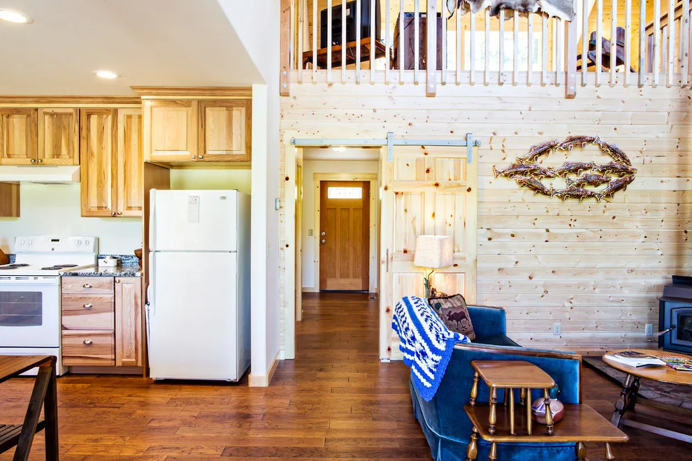 Steven's Pass Mountain Lodge by One-Way Construction NW - Photo 10