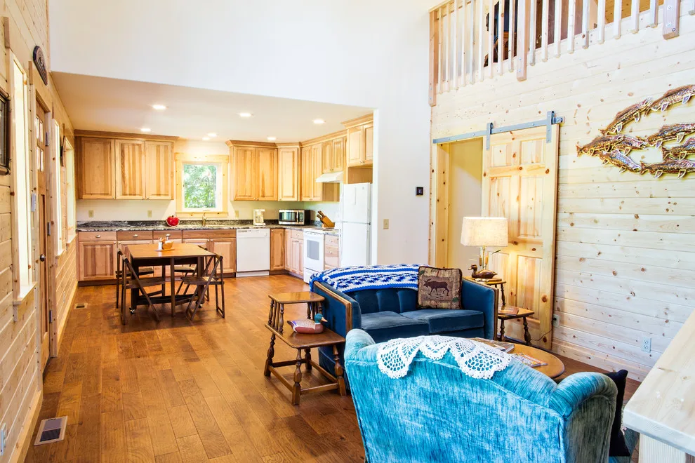Steven's Pass Mountain Lodge by One-Way Construction NW - Photo 6
