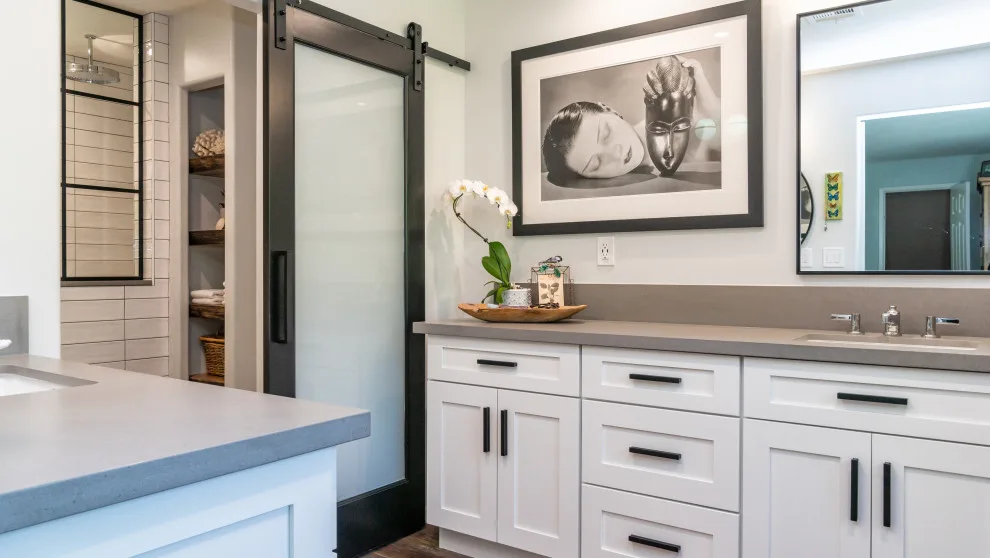 Brentwood Primary Bathroom by Maple Avenue Construction - Photo 8
