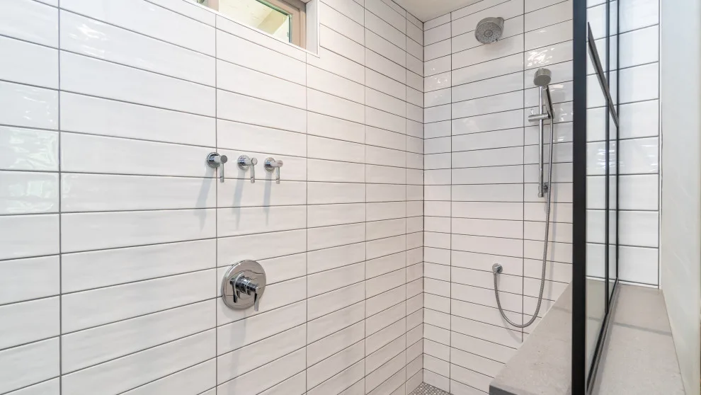 Brentwood Primary Bathroom by Maple Avenue Construction - Photo 7