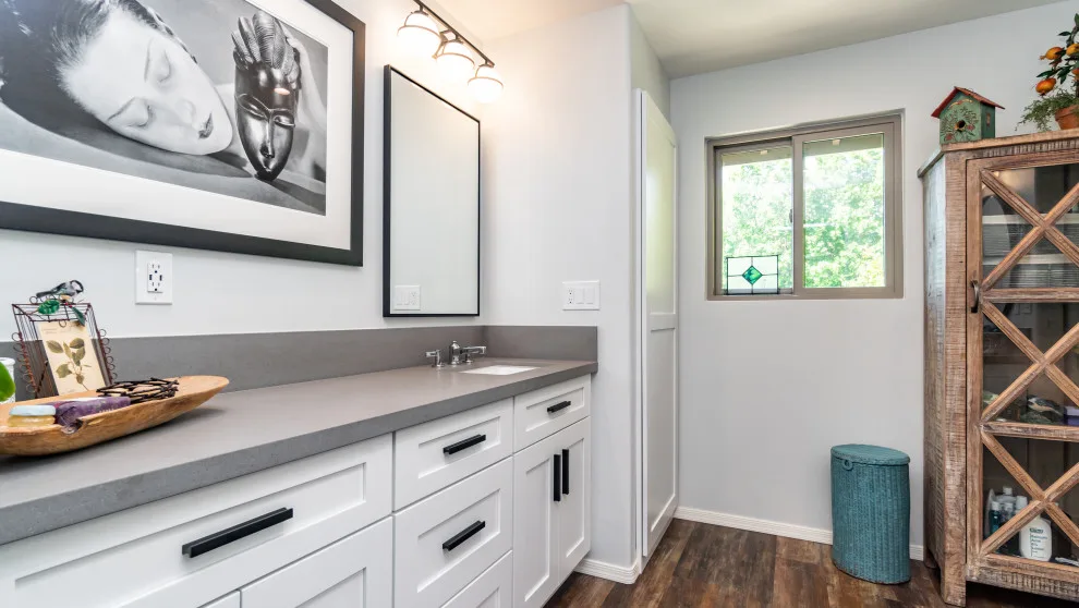 Brentwood Primary Bathroom by Maple Avenue Construction - Photo 5