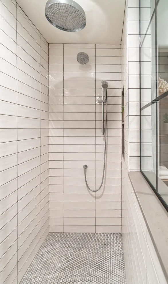 Brentwood Primary Bathroom by Maple Avenue Construction - Photo 4