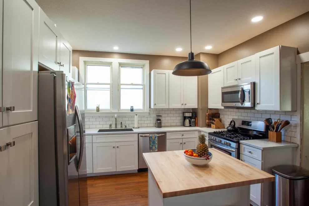 Welcoming and Warm Kitchen by Miracle Contracting Inc. - Photo 3