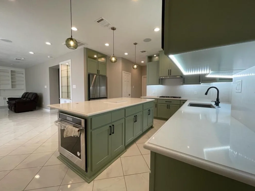 Contemporary and Vibrant Kitchen Renovation by Tell Projects - Photo 7
