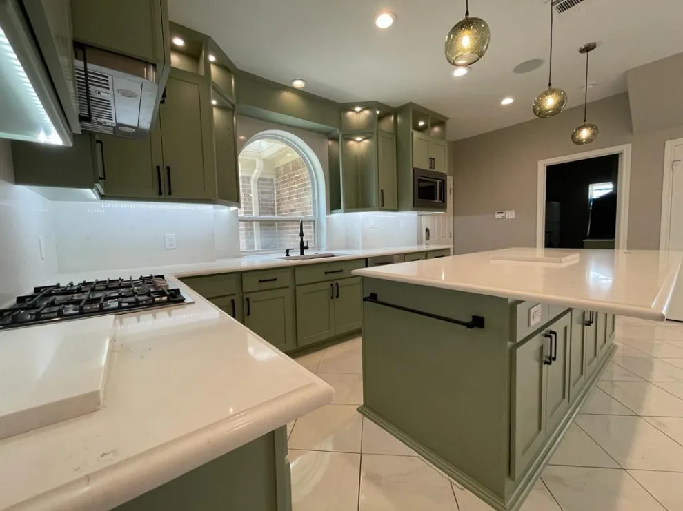 Contemporary and Vibrant Kitchen Renovation by Tell Projects - Photo 10
