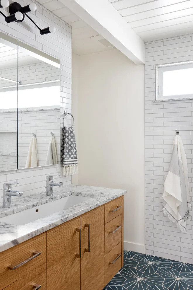 Mid-Century Broadview with Scenic Views by Blue Sound Construction, Inc. - Photo 19