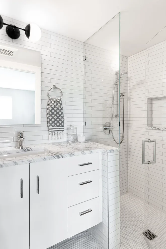 Mid-Century Broadview with Scenic Views by Blue Sound Construction, Inc. - Photo 6