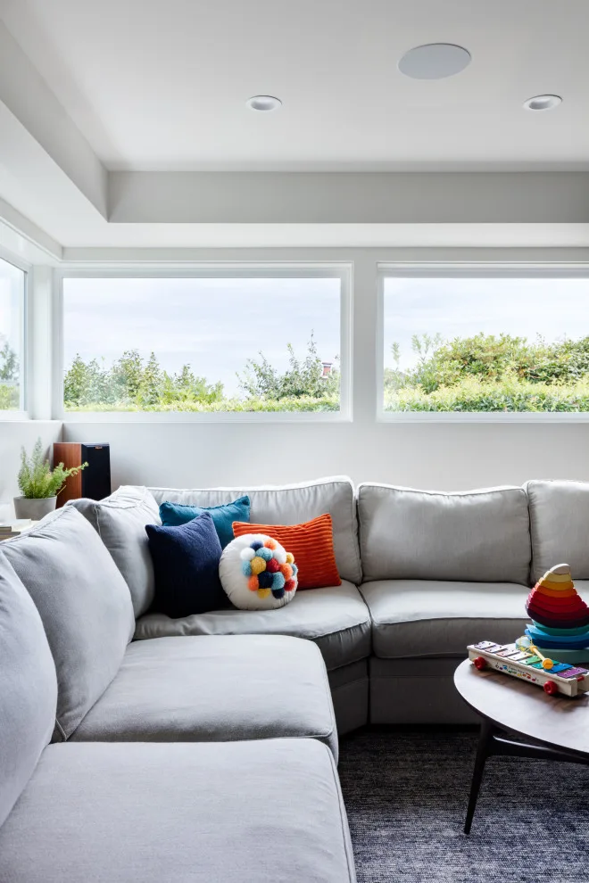 Mid-Century Broadview with Scenic Views by Blue Sound Construction, Inc. - Photo 3