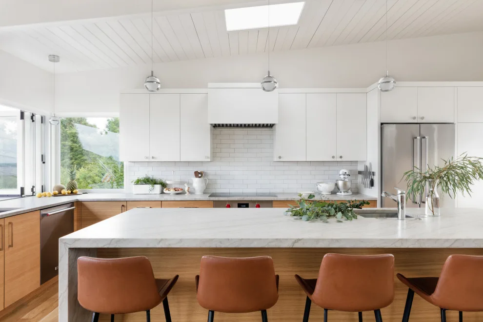 Mid-Century Broadview with Scenic Views by Blue Sound Construction, Inc. - Photo 11