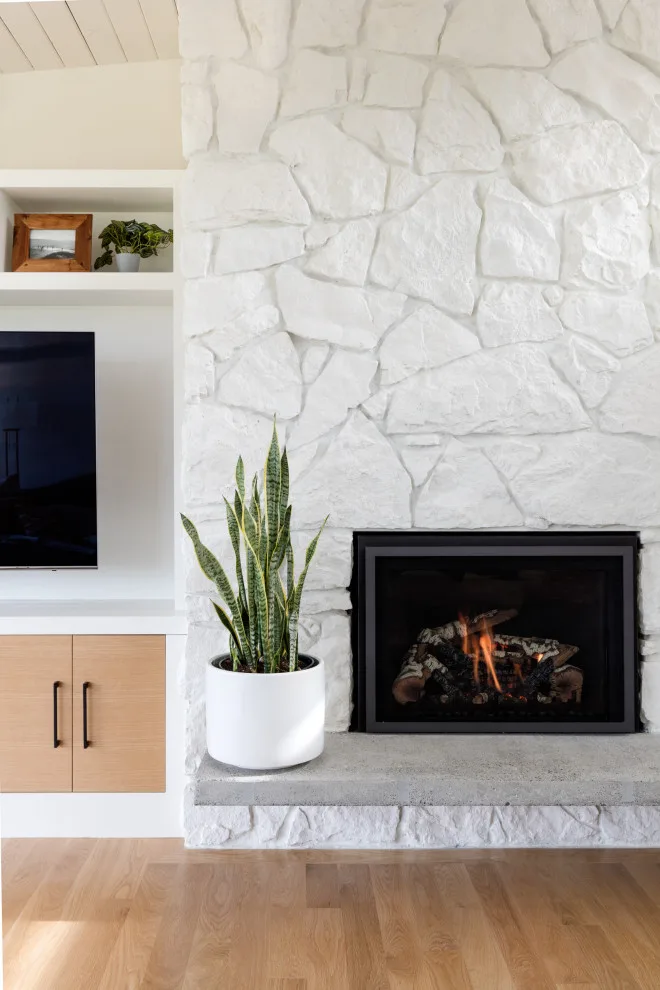 Mid-Century Broadview with Scenic Views by Blue Sound Construction, Inc. - Photo 18