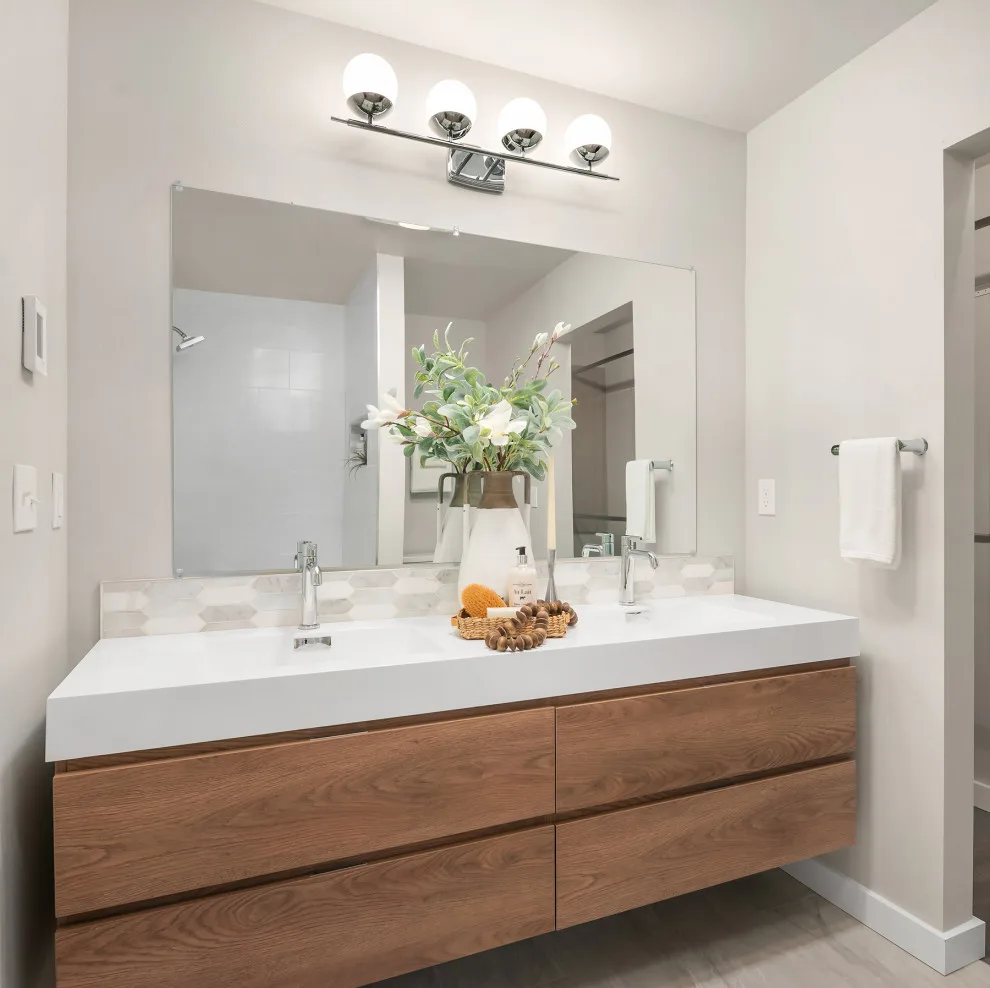 Contemporary Complete Renovation in Seattle by Blue Water Design Build - Photo 9