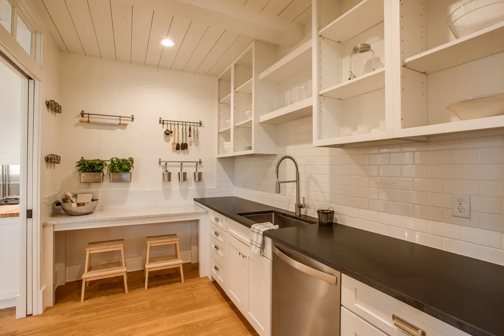 Broadview Home by Berry Construction - Photo 15