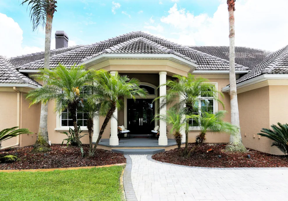 Broome Employment by Luxury Builders, INC. - Photo 5