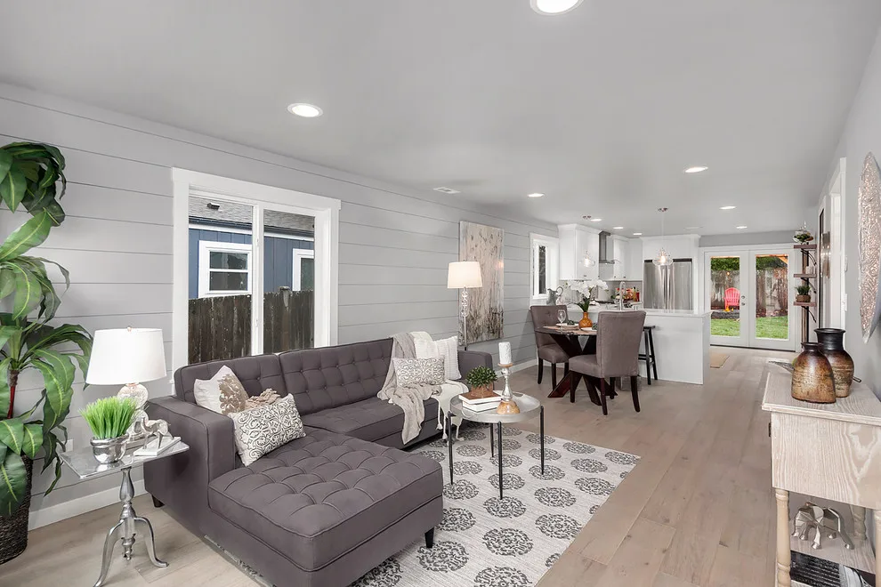 Cottage by Blue Water Design Build - Photo 8