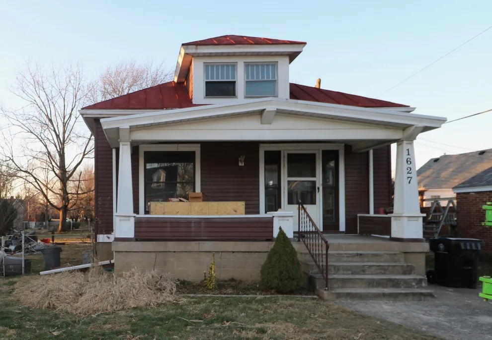 Bungalow Renovation and Expansion by Vincent Abell Contracting - Photo 14