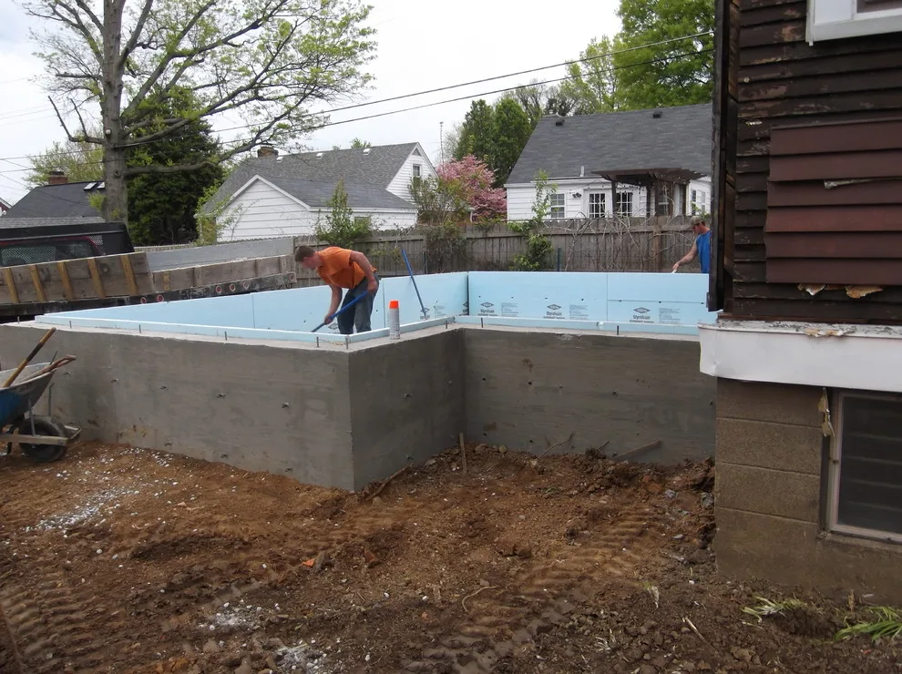 Bungalow Renovation and Expansion by Vincent Abell Contracting - Photo 9
