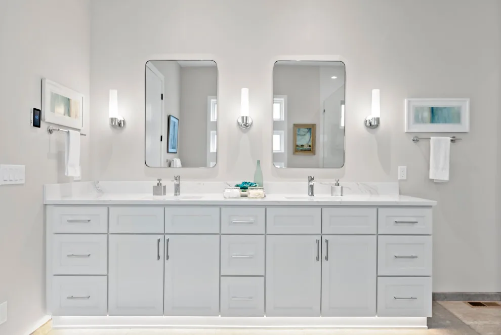 Tailored Residences by Woodside Custom Homes - Photo 7