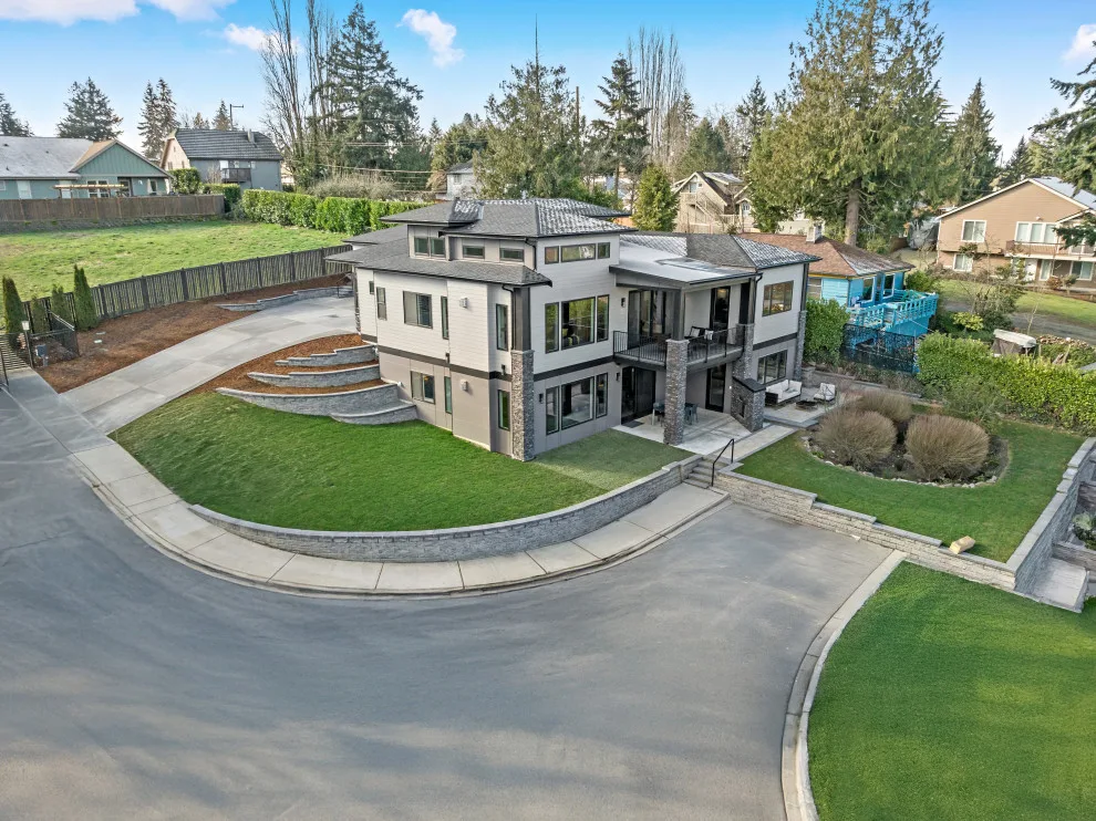 Tailored Residences by Woodside Custom Homes - Photo 20