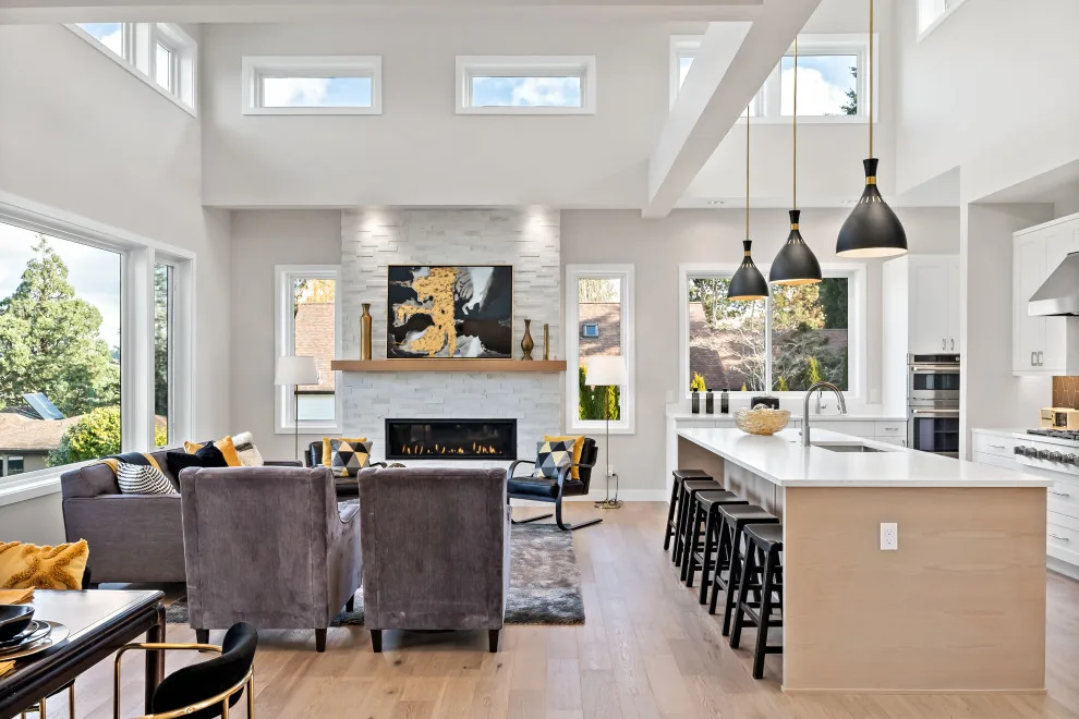 Tailored Residences by Woodside Custom Homes - Photo 17