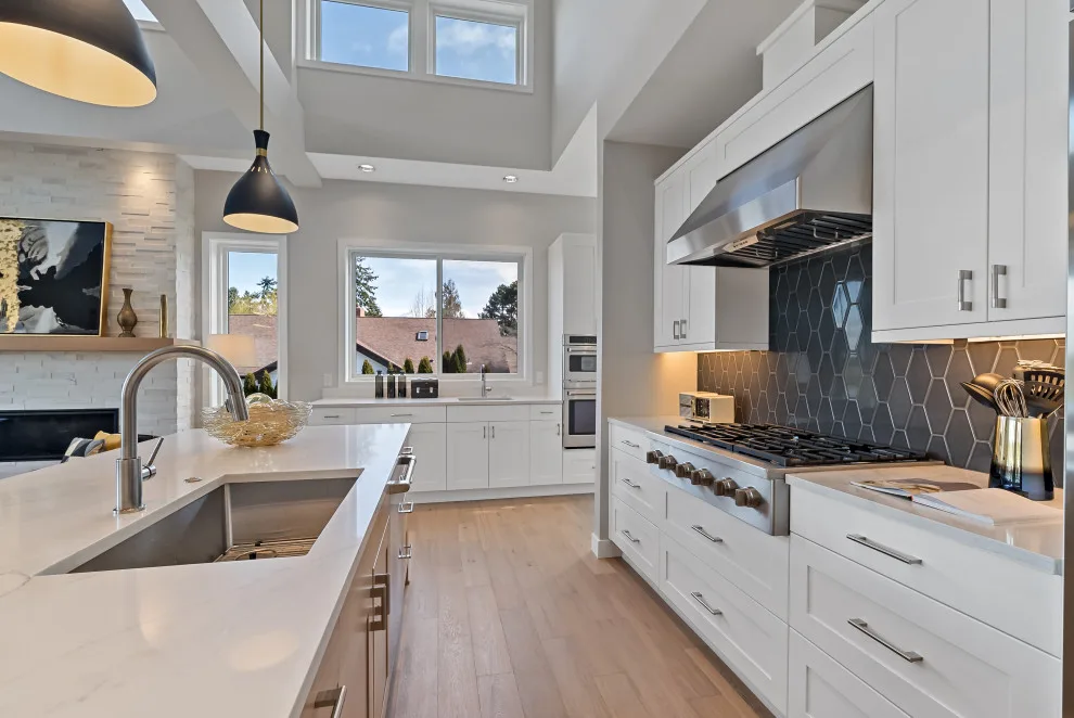 Tailored Residences by Woodside Custom Homes - Photo 4