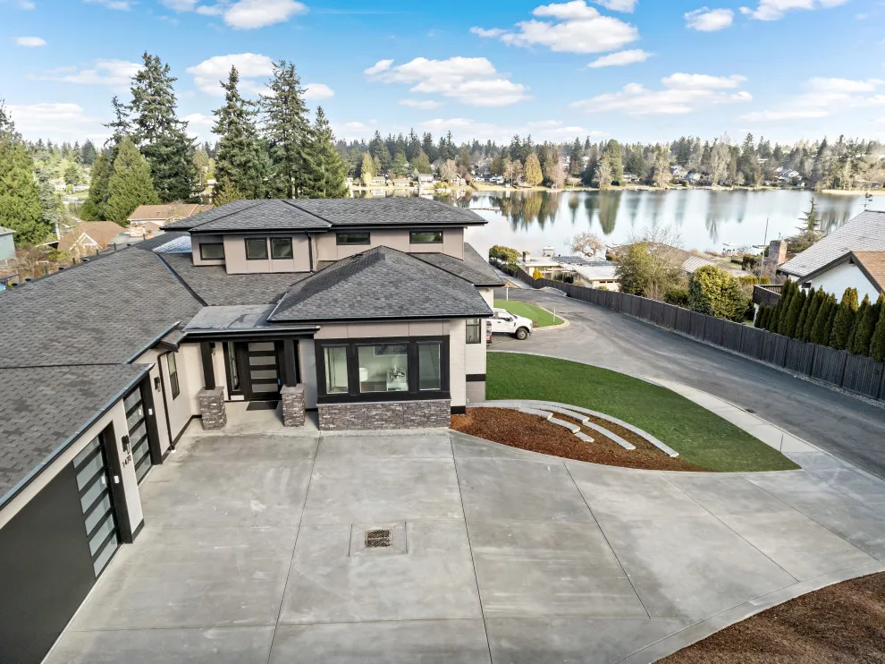 Tailored Residences by Woodside Custom Homes - Photo 9
