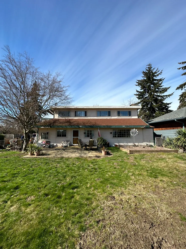 Seattle-Burien Exterior Renovation by Contemporary Quarters - Photo 2
