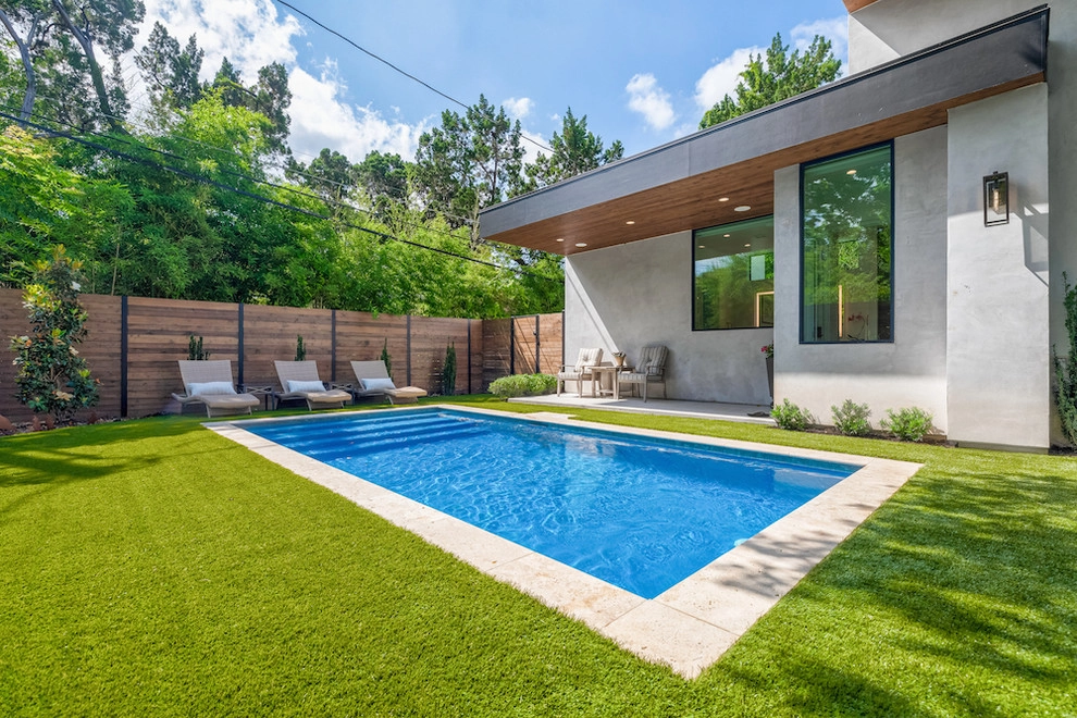 Modern Backyard Renovation by Best Of Texas Landscapes - Photo 2