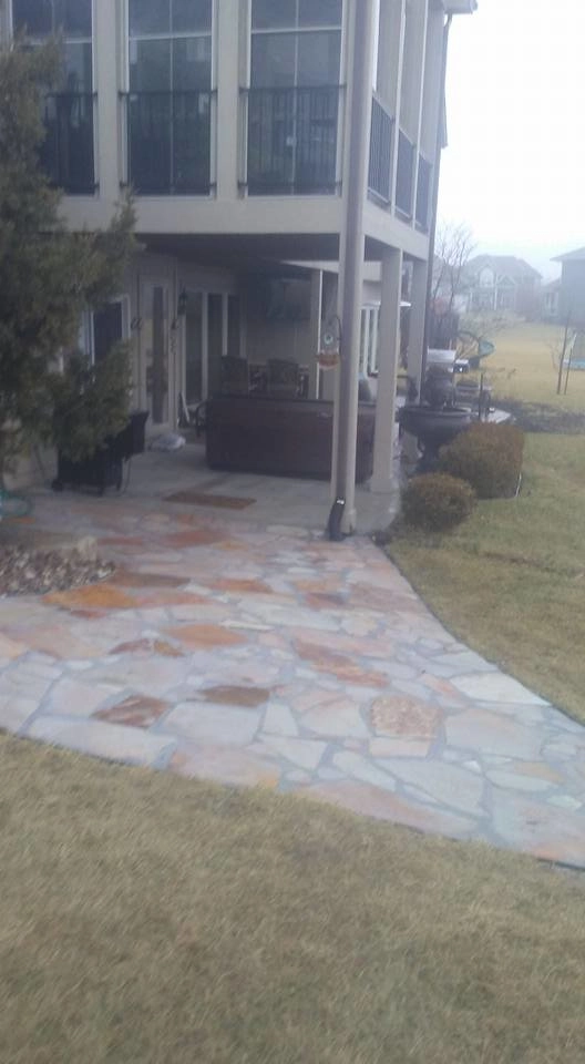 Flower Bed Guys - Photo 10