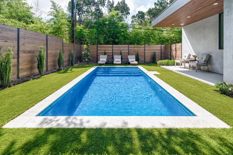 Modern Backyard Renovation by Best Of Texas Landscapes - Photo 3