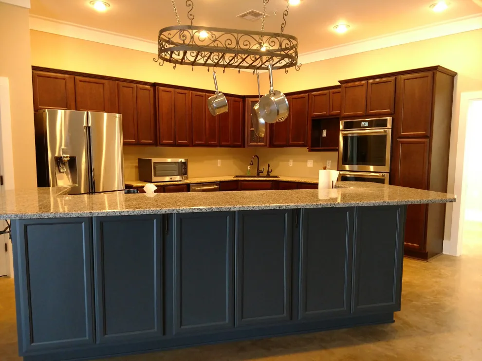 Sacco Built - Photo 12