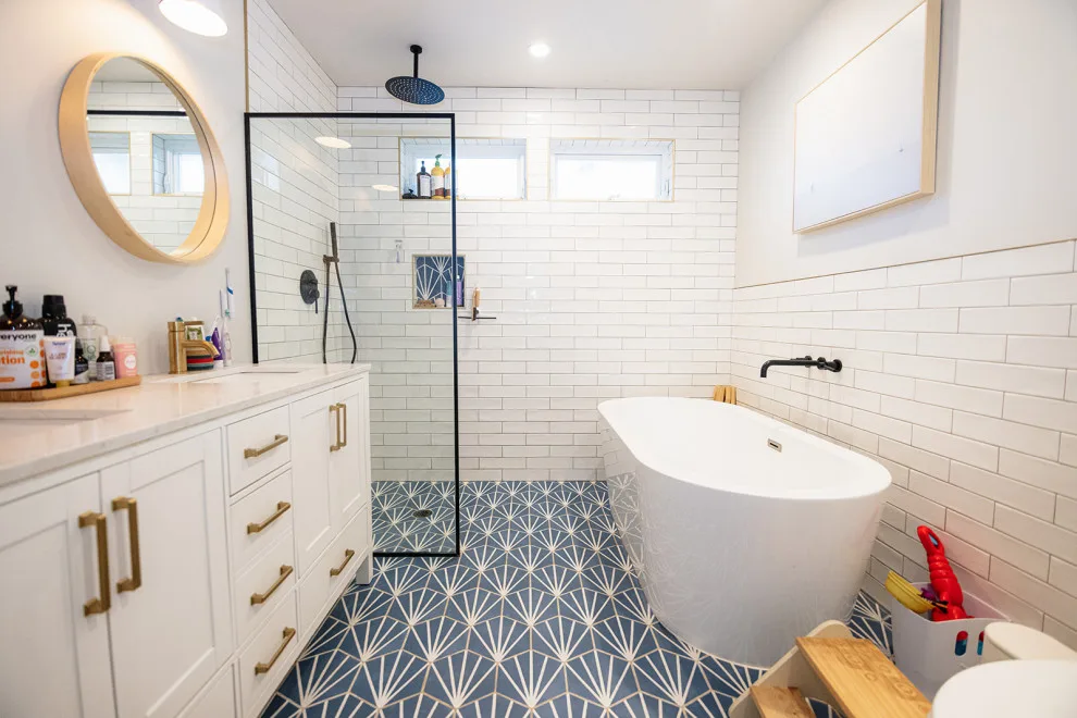 California Cottage by Max Craft Renovations - Photo 3