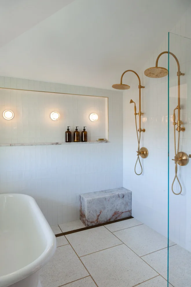 Capitol Hill Pinnacle Renovation by Blue Sound Construction, Inc. - Photo 11