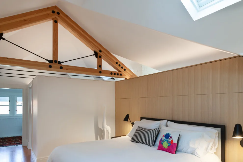 Capitol Hill Pinnacle Renovation by Blue Sound Construction, Inc. - Photo 16