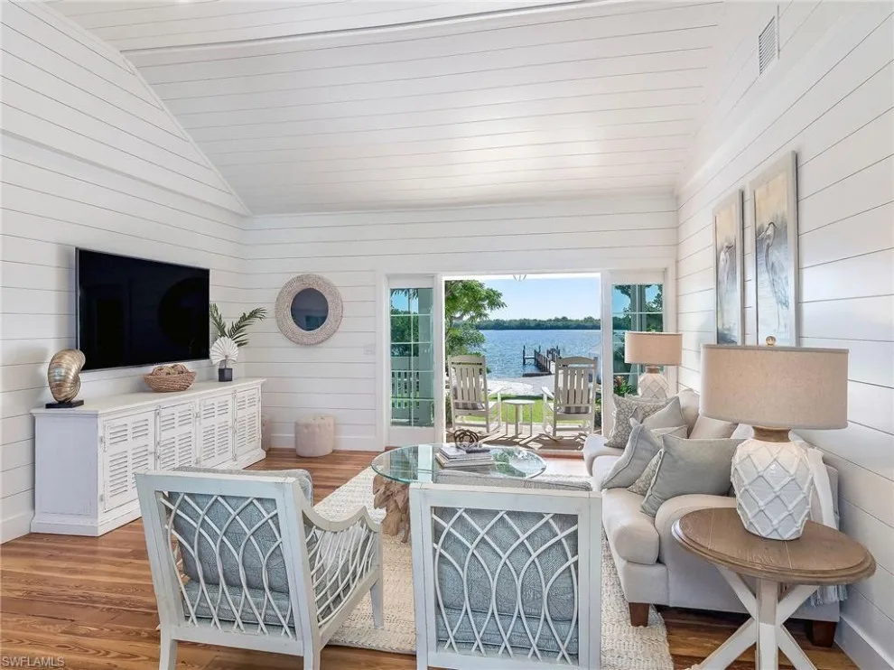 Captiva Avenue by Build Options - Photo 10