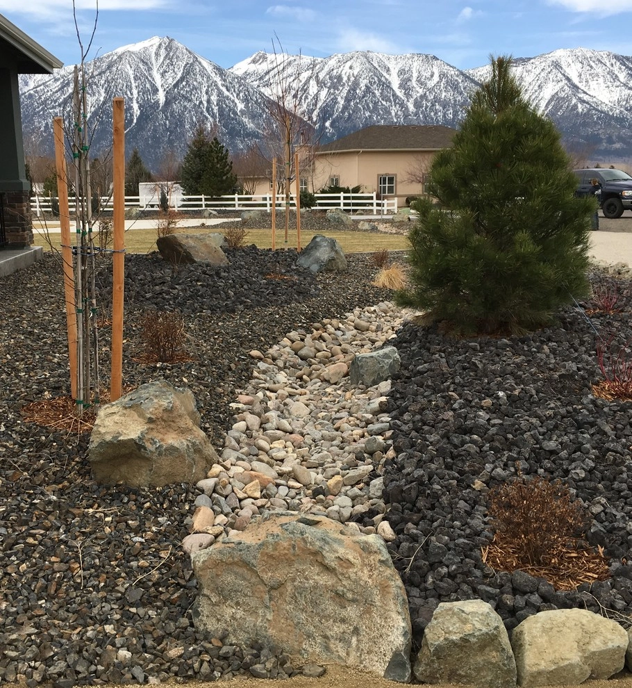 Big Fish Landscaping - Photo 4