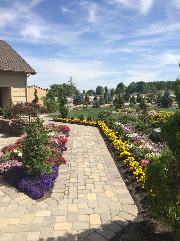 Stonegate by Big Fish Landscaping - Photo 10